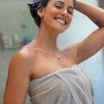 Johanna Solano Instagram - Darle hidratación, brillo y sedosidad a mi cabello, todo al mismo tiempo ES POSIBLE!!! Además de manera NATURAL (y “cruelty-free” 😍) 🌱 Esta línea Shea Butter de @kativacostarica lo tiene todo!