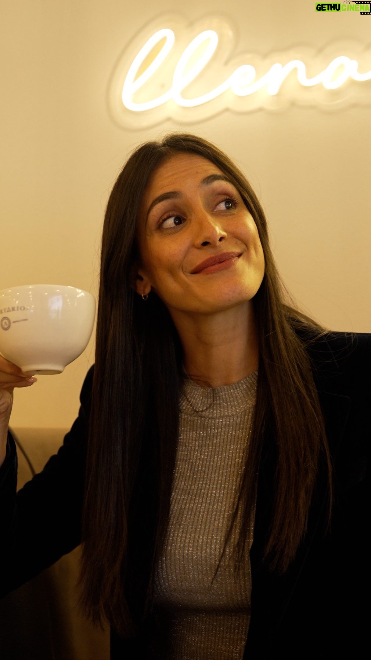Johanna Solano Instagram - No es lo mismo tomar café, que “vivir” el café en toda su extensión. ¡Qué experiencia venir a @libertariocoffee.cr y tomar café de especialidad 100% costarricense! ¡Los invito a comprobarlo! 😍☕️