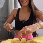 Johanna Solano Instagram - Lista de prioridades para mi 2024: 1. Velar por mi salud y bienestar ✅ Que este nuevo año no pasemos por alto algo tan importante como nuestra salud, soy fiel creyente de que si queremos vernos bien por fuera, primero debemos chequear que todo ande funcionando increíble por dentro! Aprovechen este beneficio de hasta 50% de descuento en servicios de salud gracias a BAC, o paguen a Tasa Cero en los comercios participantes que encontrarán en mipromo.com ✨¡Tomen esto como una señal!