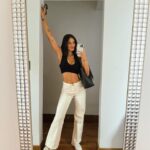 Johanna Solano Instagram - Me siento de otro nombre, edad, profesión y nacionalidad. 🤣🤣🤣