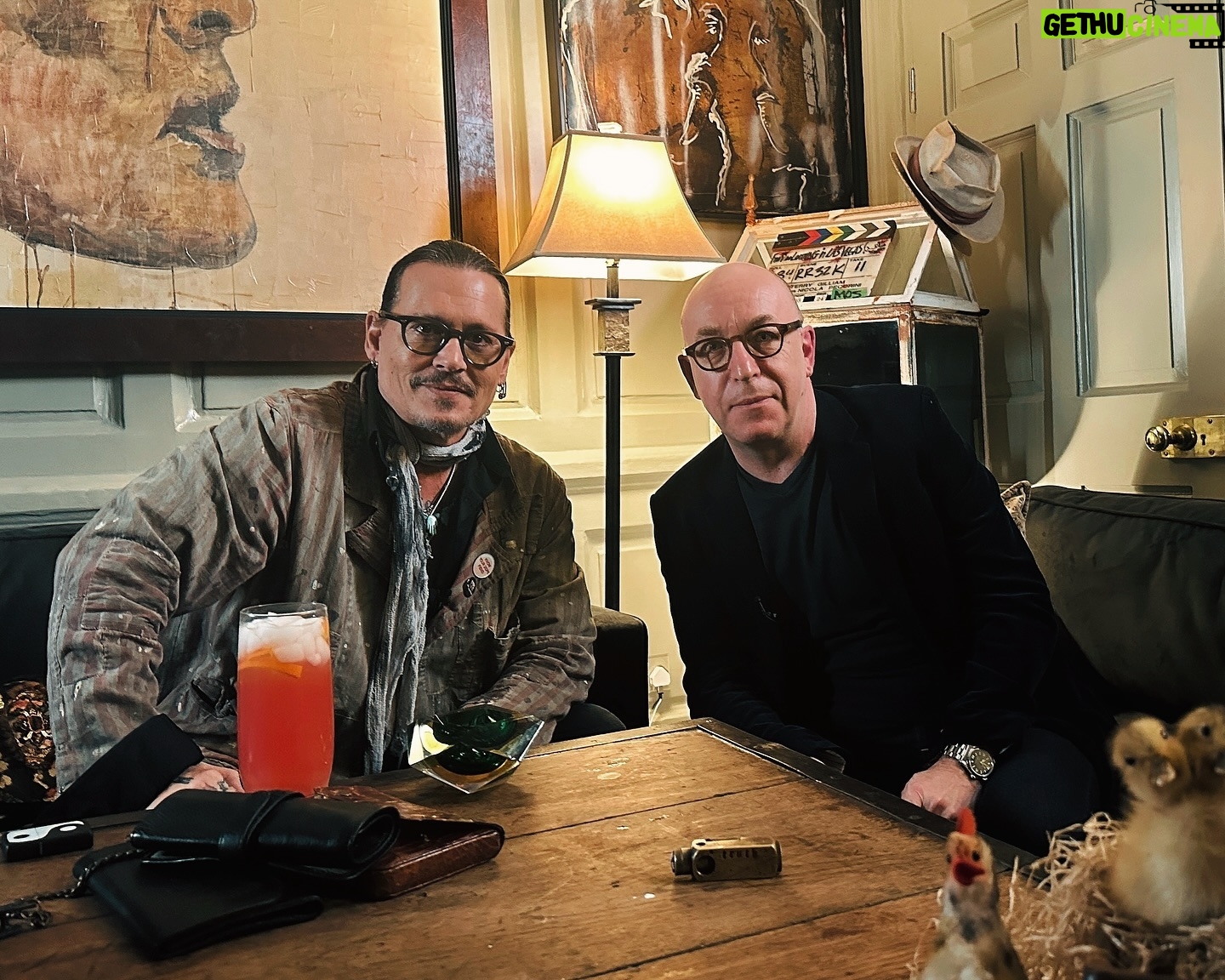 Johnny Depp - 786.3K Likes - Sat down with the delightful Mark Salisbury for a chat about my role as Louis XV in Maïwenn’s ‘Jeanne du Barry’, opening tomorrow for US & Canadian audiences.
-
📷 @girldeuters