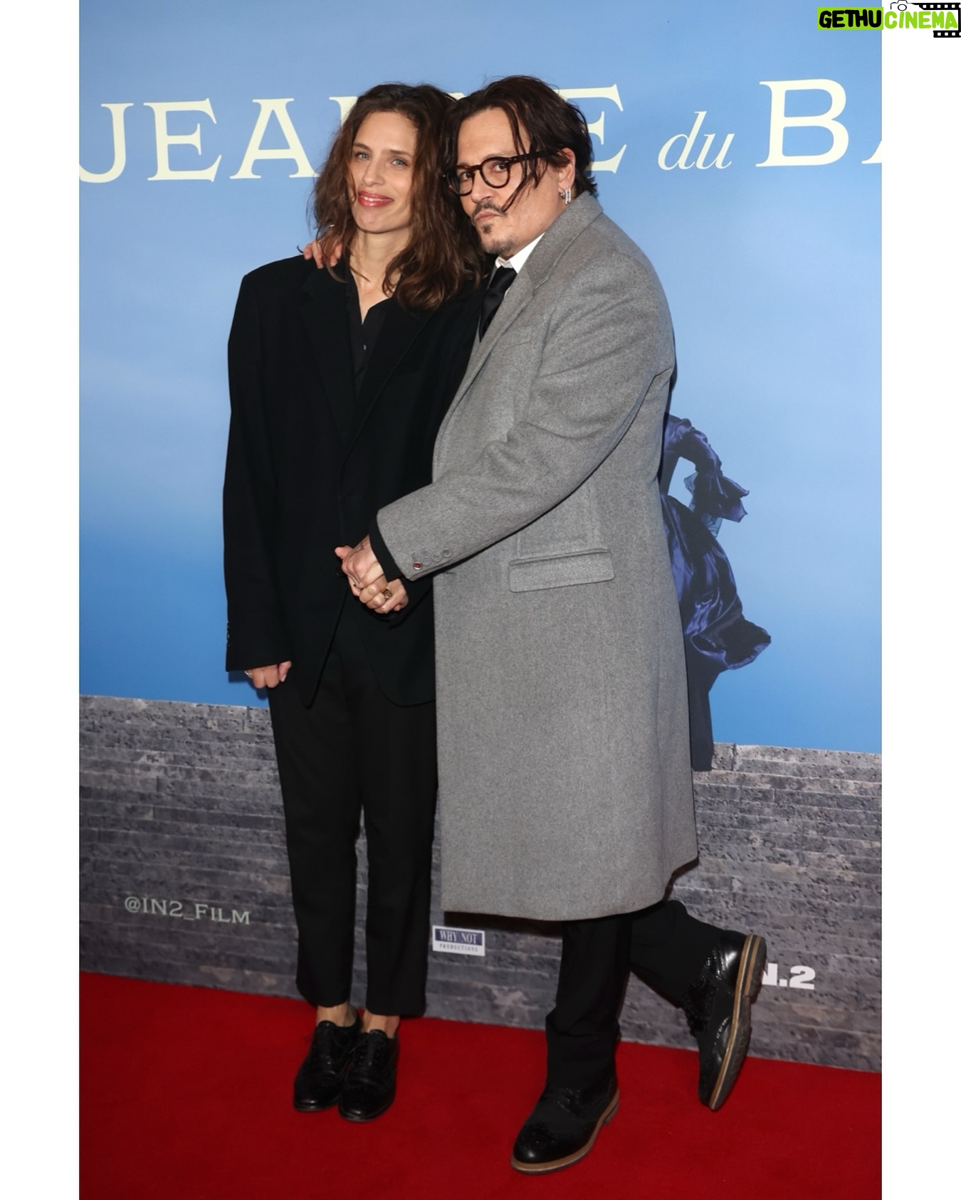 Johnny Depp - 848.8K Likes - Endlessly grateful to the incomparable Maïwenn for choosing me as her King of France in ‘Jeanne du Barry’. Now playing across the UK & Ireland. JD.X
—
Photo: @gettyneil / @gettyentertainment