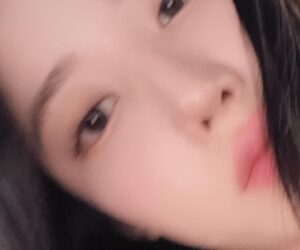 Johyun Instagram - 🎬☄️🛸🎥 

with D.W매니저님
