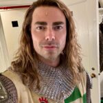 Jonathan Bennett Instagram - Meet Sir Robin. Playing this character, so far has been such a healing journey for my life. Sure he’s the knight that’s afraid to fight, but he’s also the knight who loves music and dancing and most of all MUSICAL THEATER! For the first 15 years or so of my career I had to hide who I was, I had to walk into auditions and on sets and be the “straight hot guy” for the TV show or movie audition. Hide the thing I loved most in the world (musical theater) because if they knew I was listening to Wicked on the drive here, the producers might think I was gay, and then I won’t get the job. 8 nights a week, I stand on a Broadway stage at the St James theater and sing a song at the top of my lungs about how beautiful and magical BROADWAY is. This is so incredibly special and healing for my younger self, I feel like I’ve finally come home. There’s no place like home. Come see @spamalotbway I’m in the show through April 21st!