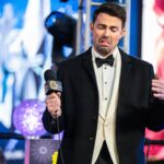 Jonathan Bennett Instagram – Just a carousel of pics of me from hosting NYE in Times Square because my @timmackaybeauty make-up was on point, let’s not waste them. @timessquarenyc 
📸 @thejordanwalsh @lauralapastora