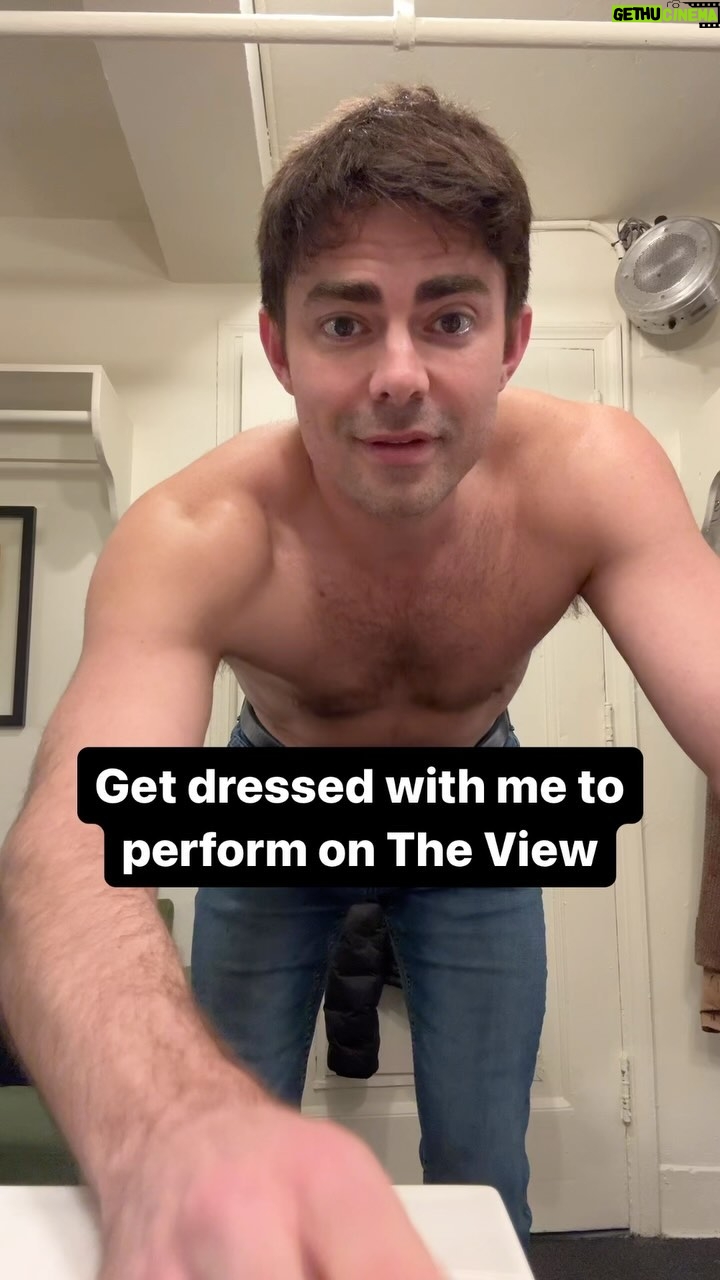 Jonathan Bennett - 14.4K Likes -