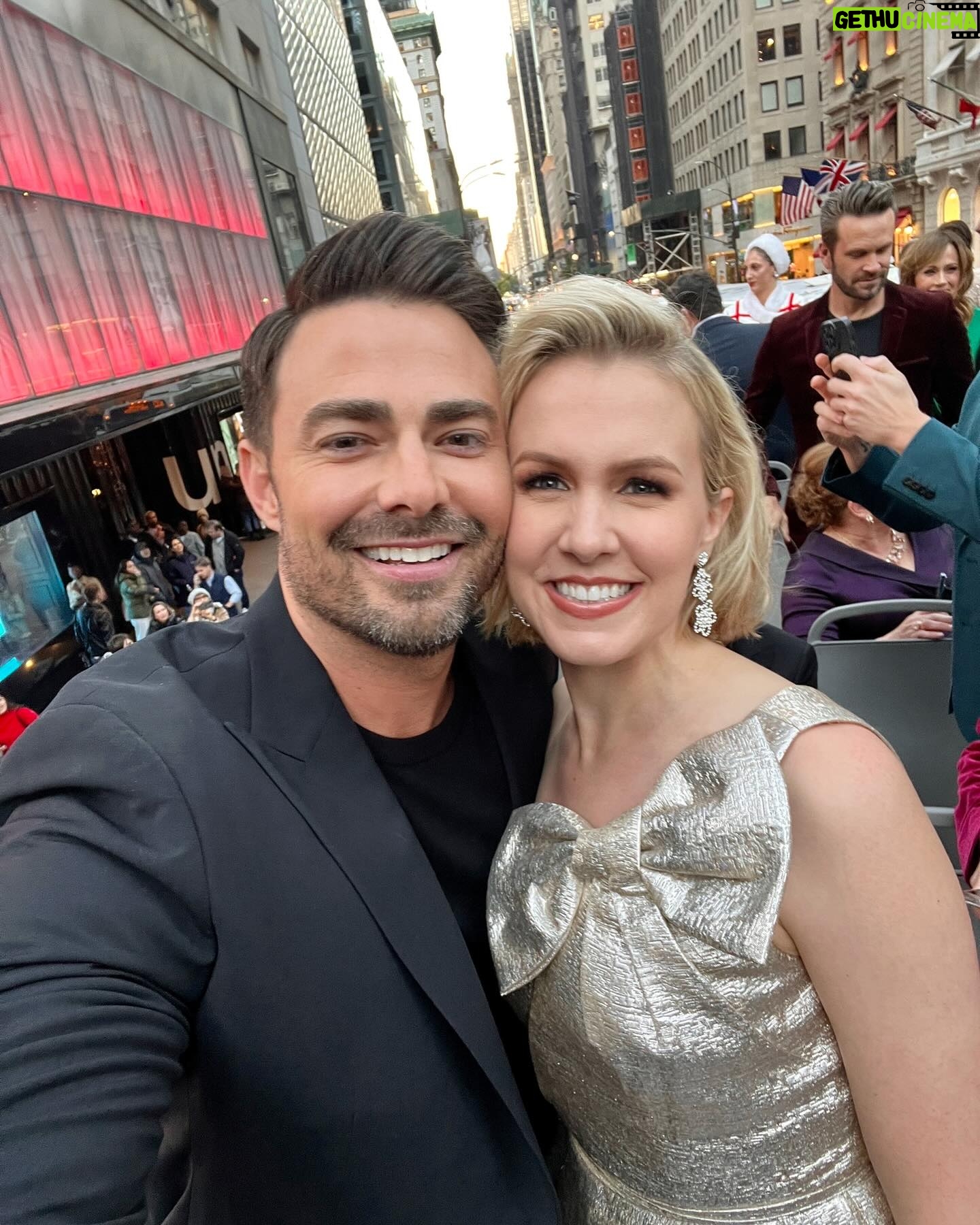 Jonathan Bennett - 22.3K Likes - Pink goes good with green. Catching Elphaba’s and Galinda’s last night like they were Pokémon, gotta catch em all! Congrats to everyone involved in @wicked_musical 20th Anniversary. You have changed all of us, for good. Last night I was so happy I could melt. Didn’t get to find my girls @ginnaclaire & @jackieburnsnyc cuz it was madness, so obviously using old pics of us, don’t be mad. Love you all, you are the best there is on Broadway! Thanks for letting us celebrate with the entire emerald city last night!
📸 @bruglikas
