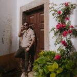 Jonathan Nemer Instagram – Jonathan Blogueiro em Portugal ❤️🥰😂 Se preparem pq tem muita foto top pra postar kkkkkkkkkkk PS: tá parecendo comercial de perfume importado. 📸 by @matheuskoelhofotografia 

PRÓXIMOS SHOWS:
05/05 Dublin/IRLANDA DOMINGOOO
14/05 Ipatinga/MG
15/05 Governador Valadares/MG
16/05 Uberlândia/MG
17/05 Betim/MG
18/05 Belo Horizonte/MG
20/05 Mauá/SP
21/05 Santos/SP
22/05 Barueri/SP

31/05 Montreal/CANADÁ
03/06 Toronto/CANADÁ
05/06 Vancouver/CANADÁ
09/06 Calgary/CANADÁ

12/06 Brasília/DF
13/06 Goiânia/GO
14/06 Jataí/GO
16/06 São José dos Campos/SP
17/06 São José do Rio Preto/SP
18/06 Araçatuba/SP
19/06 Rio de Janeiro/RJ
20/06 Natal/RN
24/06 Londrina/PR
25/06 Maringá/PR
26/06 Ponta Grossa/PR
27/06 Curitiba/PR
28/06 Blumenau/SC
29/06 Itajaí/SC
30/06 São José/SC

01/07 Joinville/SC
02/07 Porto Alegre/RS
03/07 Umuarama/PR
04/07 Cascavel/PR
05/07 Foz do Iguaçu/PR
10/07 Rondonópolis/MT
11/07 Cuiabá/MT
12/07 Porto Velho/RO
13/07 Manaus/AM
INGRESSOS: jonathannemer.com.br