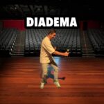 Jonathan Nemer Instagram - Diadema… confesso que estava muito tenso hoje, mas vcs deixaram tudo mais leve, mais divertido. NÃO TINHA PLATEIA MELHOR PRA COMEÇAR! SEM PALAVRAS. OBRIGADOOOO PRÓXIMOS SHOWS: 22/02 São Bernardo do Campo/SP ESGOTADO 23/02 Limeira/SP 24/02 Santana de Parnaíba/SP 26/02 Atibaia/SP 27/02 Praia Grande/SP ESGOTADO 28/02 Ubatuba/SP ESGOTADO 29/02 Guarujá/SP ESGOTADO 14/03 Curitiba/PR 15/03 Goiânia/GO 16/03 Brasília/DF 17/03 Anápolis/GO 19/03 São José dos Campos/SP 20/03 São Paulo/SP 21/03 Rio de Janeiro/RJ 22/03 Duque de Caxias/RJ INGRESSOS: jonathannemer.com.br