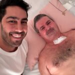 Jonathan Nemer Instagram - Já tirei foto com muitos artistas… jogadores, cantores, apresentadores… pessoas MEGA FAMOSAS… mas podem ter certeza, que fotos como essas que postei agora, significam muito mais pra mim. Ontem fui marcado num vídeo do seu João Héber assistindo meu show na cama. Hoje, descobri que ele era da região metropolitana de Curitiba e vim fazer uma visita. Que alegria ver a emoção dele com minha surpresa. Que carinho e emoção de toda família ❤️😭🙌 Há 3 anos ele sofreu um acidente de caminhão gravissimo… quando estava se recuperando, teve um AVC e regrediu muito no processo. Hoje pudemos orar por ele, ele entregou sua vida pra Jesus e tenho certeza que foi dia de festa no céu. Meu pedido pra vocês? Orem por ele e por essa família! Curitiba pra mim sempre foi especial… vocês sabem. Hoje, se tornou ainda mais especial. DEUS É BOM… ELE É MUITO BOM 🙌🙌🙌❤️❤️❤️ PRÓXIMOS SHOWS: 15/04 Guarulhos/SP 16/04 Mogi das Cruzes/SP 17/04 Vitória/ES 18/04 Fortaleza/CE 20/04 Salvador/BA 22/04 Recife/PE 23/04 São Luis/MA 24/04 Campinas/SP 30/04 Lisboa/PORTUGAL 01/05 Porto/PORTUGAL 05/05 Dublin/IRLANDA 14/05 Ipatinga/MG 15/05 Governador Valadares/MG 16/05 Uberlândia/MG 17/05 Betim/MG 18/05 Belo Horizonte/MG 20/05 Mauá/SP 21/05 Santos/SP 22/05 Barueri/SP 12/06 Brasília/DF 13/06 Goiânia/GO 14/06 Jataí/GO 18/06 Araçatuba/SP 19/06 Rio de Janeiro/RJ 24/06 Londrina/PR 25/06 Maringá/PR 26/06 Ponta Grossa/PR 27/06 Curitiba/PR 03/07 Umuarama/PR 10/07 Rondonópolis/MT 11/07 Cuiabá/MT 12/07 Porto Velho/RO INGRESSOS: jonathannemer.com.br