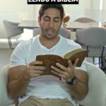 Jonathan Nemer Instagram – Esse vídeo parece de comédia, mas infelizmente é realidade para quem TDHA 😂🙈 Eu começo a ler um trechinho, me perco, a cabeça vai longe, volto do início… quando vou ver, demoro meia hora e não lembro o que li kkkkkkkkkkk Mais alguém? COMPARTILHEEEE
PRÓXIMOS SHOWS:
15/04 Guarulhos/SP
16/04 Mogi das Cruzes/SP
17/04 Vitória/ES ESGOTADO
18/04 Fortaleza/CE
20/04 Salvador/BA
22/04 Recife/PE
23/04 São Luis/MA
24/04 Campinas/SP
30/04 Lisboa/PORTUGAL
01/05 Porto/PORTUGAL
05/05 Dublin/IRLANDA
14/05 Ipatinga/MG
15/05 Governador Valadares/MG
16/05 Uberlândia/MG
17/05 Betim/MG
18/05 Belo Horizonte/MG
20/05 Mauá/SP
21/05 Santos/SP
22/05 Barueri/SP
12/06 Brasília/DF
13/06 Goiânia/GO
14/06 Jataí/GO
18/06 Araçatuba/SP
19/06 Rio de Janeiro/RJ
24/06 Londrina/PR
25/06 Maringá/PR
26/06 Ponta Grossa/PR
27/06 Curitiba/PR
03/07 Umuarama/PR
10/07 Rondonópolis/MT
11/07 Cuiabá/MT
12/07 Porto Velho/RO
INGRESSOS: jonathannemer.com.br