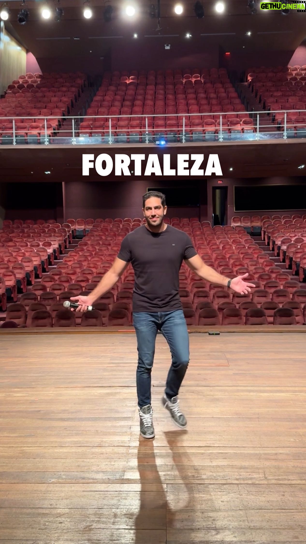 Jonathan Nemer Instagram - FORTALEZAAAA!!! Começamos com tudo a turnê do Nordesteeee!!! Quem veio no show, que parte gostaram mais? O que acharam? Comentem aiii PRÓXIMOS SHOWS: 18/04 Fortaleza/CE HOJE 20/04 Salvador/BA ESGOTADO 22/04 Recife/PE 23/04 São Luis/MA 24/04 Campinas/SP 30/04 Lisboa/PORTUGAL 01/05 Porto/PORTUGAL 05/05 Dublin/IRLANDA 14/05 Ipatinga/MG 15/05 Governador Valadares/MG 16/05 Uberlândia/MG 17/05 Betim/MG 18/05 Belo Horizonte/MG 20/05 Mauá/SP 21/05 Santos/SP 22/05 Barueri/SP 31/05 Montreal/CANADÁ 03/06 Toronto/CANADÁ 05/06 Vancouver/CANADÁ 09/06 Calgary/CANADÁ 12/06 Brasília/DF 13/06 Goiânia/GO 14/06 Jataí/GO 16/06 São José dos Campos/SP 17/06 São José do Rio Preto/SP 18/06 Araçatuba/SP 19/06 Rio de Janeiro/RJ 20/06 Natal/RN 24/06 Londrina/PR 25/06 Maringá/PR 26/06 Ponta Grossa/PR 27/06 Curitiba/PR 30/06 São José/SC 01/07 Joinville/SC 02/07 Porto Alegre/RS 03/07 Umuarama/PR 04/07 Cascavel/PR 05/07 Foz do Iguaçu/PR 10/07 Rondonópolis/MT 11/07 Cuiabá/MT 12/07 Porto Velho/RO 13/07 Manaus/AM INGRESSOS: jonathannemer.com.br