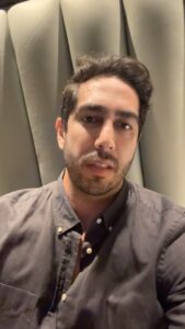 Jonathan Nemer Instagram - Hoje foi um dia que não consegui postar muito sobre minha viagem, pq não consegui curtir muito minha viagem, pensando nos irmãos gaúchos. E meu desabafo é contra os políticos de DIREITA E DE ESQUERDA, DE PT E PL, PSDB E PSB… TODOS! Pq vocês não tomam vergonha na cara e usam esses (pasmem) R$ 4.9 BILHÕES destinado para o FUNDO ELEITORAL para apoiar e reconstruir o RIO GRANDE DO SUL? Vergonha o nosso país! Vergonhaaa!!! E vocês? Acham que é justo TODO ESSE DINHEIRO PARA O FUNDO ELEITORAL? Absurdooo 😡😡😡 PRÓXIMOS SHOWS: 14/05 Ipatinga/MG 15/05 Governador Valadares/MG 16/05 Uberlândia/MG 17/05 Betim/MG ESGOTADO 18/05 Belo Horizonte/MG ESGOTADO 20/05 Mauá/SP 21/05 Santos/SP ESGOTADO 22/05 Barueri/SP 31/05 Montreal/CANADÁ 03/06 Toronto/CANADÁ 05/06 Vancouver/CANADÁ 09/06 Calgary/CANADÁ 12/06 Brasília/DF 13/06 Goiânia/GO 14/06 Jataí/GO 16/06 São José dos Campos/SP 17/06 São José do Rio Preto/SP 18/06 Araçatuba/SP 19/06 Rio de Janeiro/RJ 20/06 Natal/RN 24/06 Londrina/PR 25/06 Maringá/PR 26/06 Ponta Grossa/PR 27/06 Curitiba/PR 28/06 Blumenau/SC 29/06 Itajaí/SC 30/06 São José/SC 01/07 Joinville/SC 02/07 Porto Alegre/RS 03/07 Umuarama/PR 04/07 Cascavel/PR 05/07 Foz do Iguaçu/PR 10/07 Rondonópolis/MT 11/07 Cuiabá/MT 12/07 Porto Velho/RO 13/07 Manaus/AM INGRESSOS: jonathannemer.com.br
