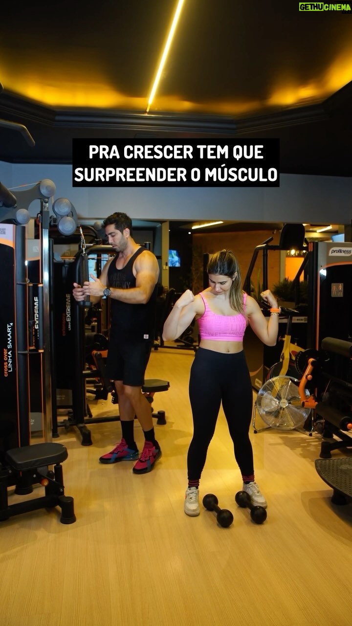 Jonathan Nemer Instagram - Pra crescer tem que surpreender o músculo… acho que agora vai 😂😂😂😂😂 Qual foi a coisa mais diferente q vc já ouviu pra crescer o musculo? Escreva aiii kkkkkkkk PRÓXIMOS SHOWS: 14/03 Curitiba/PR 15/03 Goiânia/GO 16/03 Brasília/DF ESGOTADO 17/03 Anápolis/GO 19/03 São José dos Campos/SP ESGOTADO 20/03 São Paulo/SP 21/03 Rio de Janeiro/RJ 22/03 Duque de Caxias/RJ ESGOTADO 15/04 Guarulhos/SP 16/04 Mogi das Cruzes/SP 17/04 Vitória/ES 18/04 Fortaleza/CE 20/04 Salvador/BA 23/04 São Luis/MA 15/05 Governador Valadares/MG 16/05 Uberlândia/MG 17/05 Betim/MG 20/05 Mauá/SP 21/05 Santos/SP INGRESSOS: jonathannemer.com.br