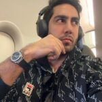 Jonathan Nemer Instagram - Partiu FORTALEZA, depois SALVADOR, depois RECIFE e por fim SÃO LUÍS. Qual foto gostaram mais? Comente 1, 2, 3 ou 4? Depois de dormir apenas 1:40h essa noite, até que o Skin Care da Shiseido fez efeito hahahahaha E por aí? Quantas horas dormiram essa noite? PRÓXIMOS SHOWS: 18/04 Fortaleza/CE HOJE 20/04 Salvador/BA ESGOTADO 22/04 Recife/PE 23/04 São Luis/MA 24/04 Campinas/SP 30/04 Lisboa/PORTUGAL 01/05 Porto/PORTUGAL 05/05 Dublin/IRLANDA 14/05 Ipatinga/MG 15/05 Governador Valadares/MG 16/05 Uberlândia/MG 17/05 Betim/MG 18/05 Belo Horizonte/MG 20/05 Mauá/SP 21/05 Santos/SP 22/05 Barueri/SP 31/05 Montreal/CANADÁ 03/06 Toronto/CANADÁ 05/06 Vancouver/CANADÁ 09/06 Calgary/CANADÁ 12/06 Brasília/DF 13/06 Goiânia/GO 14/06 Jataí/GO 16/06 São José dos Campos/SP 17/06 São José do Rio Preto/SP 18/06 Araçatuba/SP 19/06 Rio de Janeiro/RJ 20/06 Natal/RN 24/06 Londrina/PR 25/06 Maringá/PR 26/06 Ponta Grossa/PR 27/06 Curitiba/PR 30/06 São José/SC 01/07 Joinville/SC 02/07 Porto Alegre/RS 03/07 Umuarama/PR 04/07 Cascavel/PR 05/07 Foz do Iguaçu/PR 10/07 Rondonópolis/MT 11/07 Cuiabá/MT 12/07 Porto Velho/RO 13/07 Manaus/AM INGRESSOS: jonathannemer.com.br