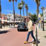 Jonathan Nemer Instagram – Parece que estou em Los Angeles, mas estou em Portugal mesmo meu chapa 😂😂😂 Amando conhecer este país, sua história e principalmente, encontrar pelas ruas tanta gente que me assiste… a propósito, gostaria de fazer uma pergunta pra vc que me segue: VC SE LEMBRA COMO ME CONHECEU? QUAL VIDEO? Escreva nos comentários
PRÓXIMOS SHOWS:
30/04 Lisboa/PORTUGAL 19:30h e 22h (últimos ingressos)
01/05 Porto/PORTUGAL
05/05 Dublin/IRLANDA (últimos ingressos)
14/05 Ipatinga/MG
15/05 Governador Valadares/MG
16/05 Uberlândia/MG
17/05 Betim/MG (últimos ingressos)
18/05 Belo Horizonte/MG (últimos ingressos)
20/05 Mauá/SP
21/05 Santos/SP (últimos ingressos)
22/05 Barueri/SP
31/05 Montreal/CANADÁ
03/06 Toronto/CANADÁ
05/06 Vancouver/CANADÁ
09/06 Calgary/CANADÁ
12/06 Brasília/DF
13/06 Goiânia/GO
14/06 Jataí/GO
16/06 São José dos Campos/SP
17/06 São José do Rio Preto/SP
18/06 Araçatuba/SP
19/06 Rio de Janeiro/RJ
20/06 Natal/RN
24/06 Londrina/PR
25/06 Maringá/PR
26/06 Ponta Grossa/PR
27/06 Curitiba/PR
28/06 Blumenau/SC
29/06 Itajaí/SC
30/06 São José/SC
01/07 Joinville/SC
02/07 Porto Alegre/RS
03/07 Umuarama/PR
04/07 Cascavel/PR
05/07 Foz do Iguaçu/PR
10/07 Rondonópolis/MT
11/07 Cuiabá/MT
12/07 Porto Velho/RO
13/07 Manaus/AM
INGRESSOS: jonathannemer.com.br