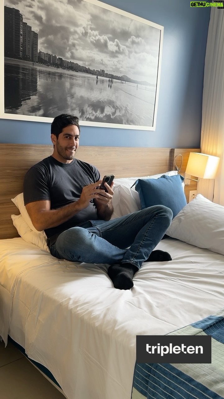 Jonathan Nemer Instagram - Hoje em dia se estabelecer profissionalmente está cada vez mais difícil né? Poucas vagas de emprego interessante, salários abaixo do esperado... Mas agora você tem uma oportunidade de mudar de vida: garanta seu futuro profissional em 10 meses com a TripleTen Bootcamp! O diferencial deles é que tudo é na Prática. Siga a @tripleten.brasil e conheça melhor essa oportunidade. Use o código NEMER50 e ganhe 50% de desconto. Marque alguém em busca de um salário melhor! Link: https://get.tripleten.com/nemer Cupom: NEMER50