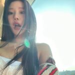 JooE Instagram - 오랜만에 셀카에오 11월 시작이 좋아오 ☀️🌷