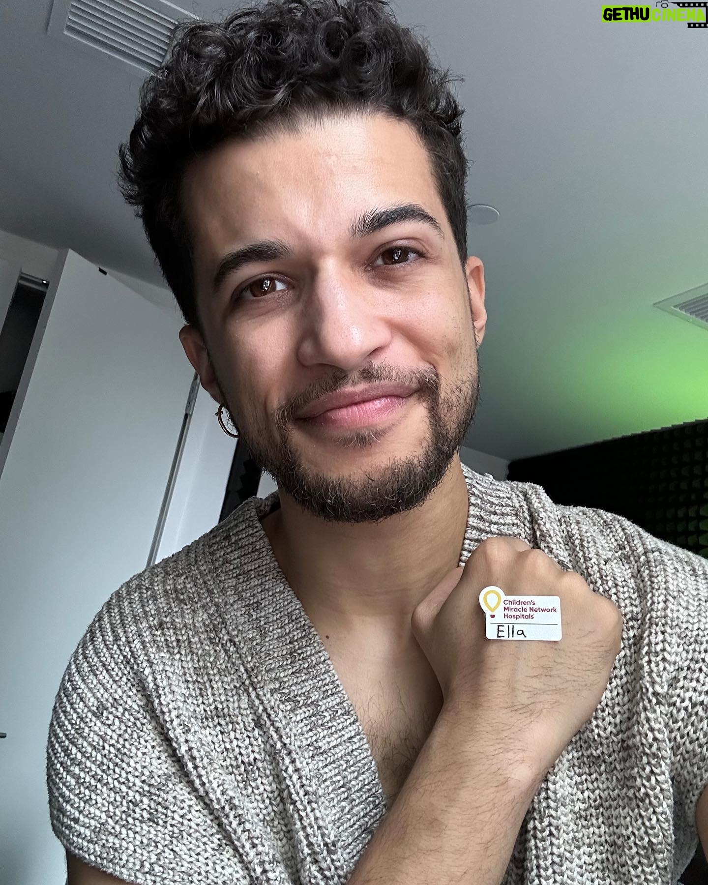 Jordan Fisher Instagram - happy 40th anniversary to @cmnhospitals. join me in supporting children’s hospitals and the 12 million kids treated every year. #changekidshealth