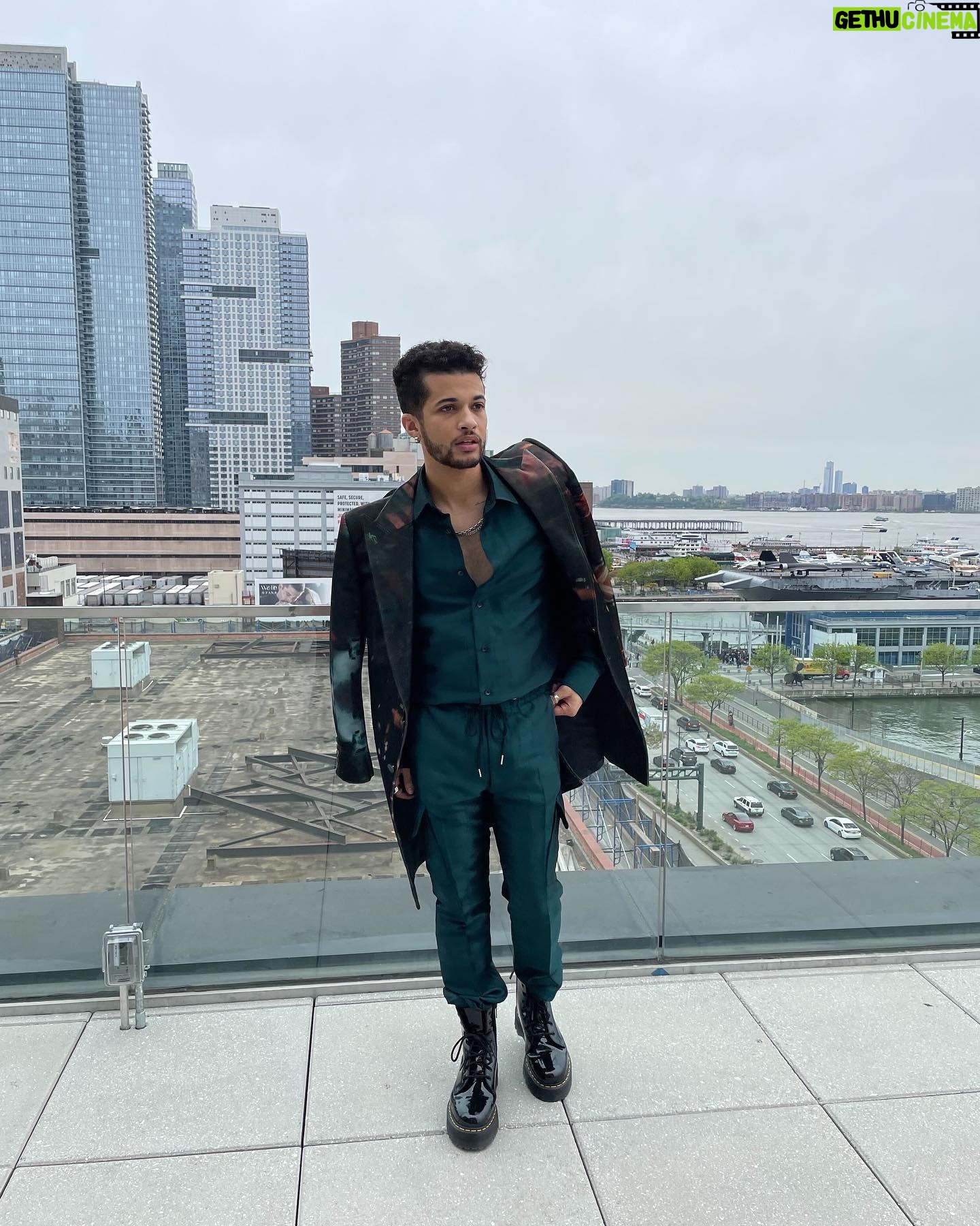 Jordan Fisher Instagram - dapper dad vibes