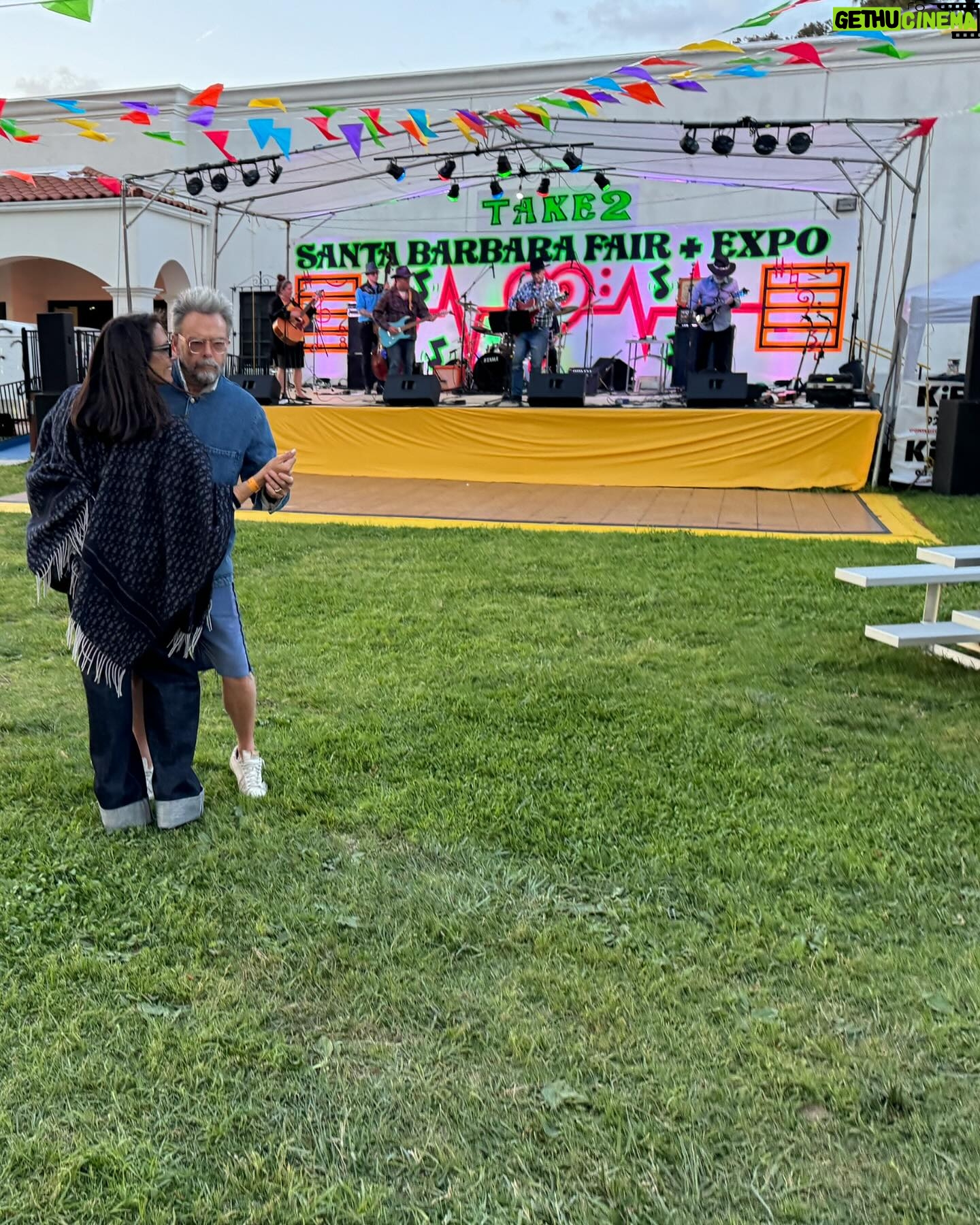 Jordana Brewster Instagram - Keeping the romance alive at the fair