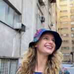 Josefina Montané Instagram - Amando la colaboración de FARM Rio con @adidascl 💕 Casi se me vuela el gorro!!! 🤣 #creadoconadidas