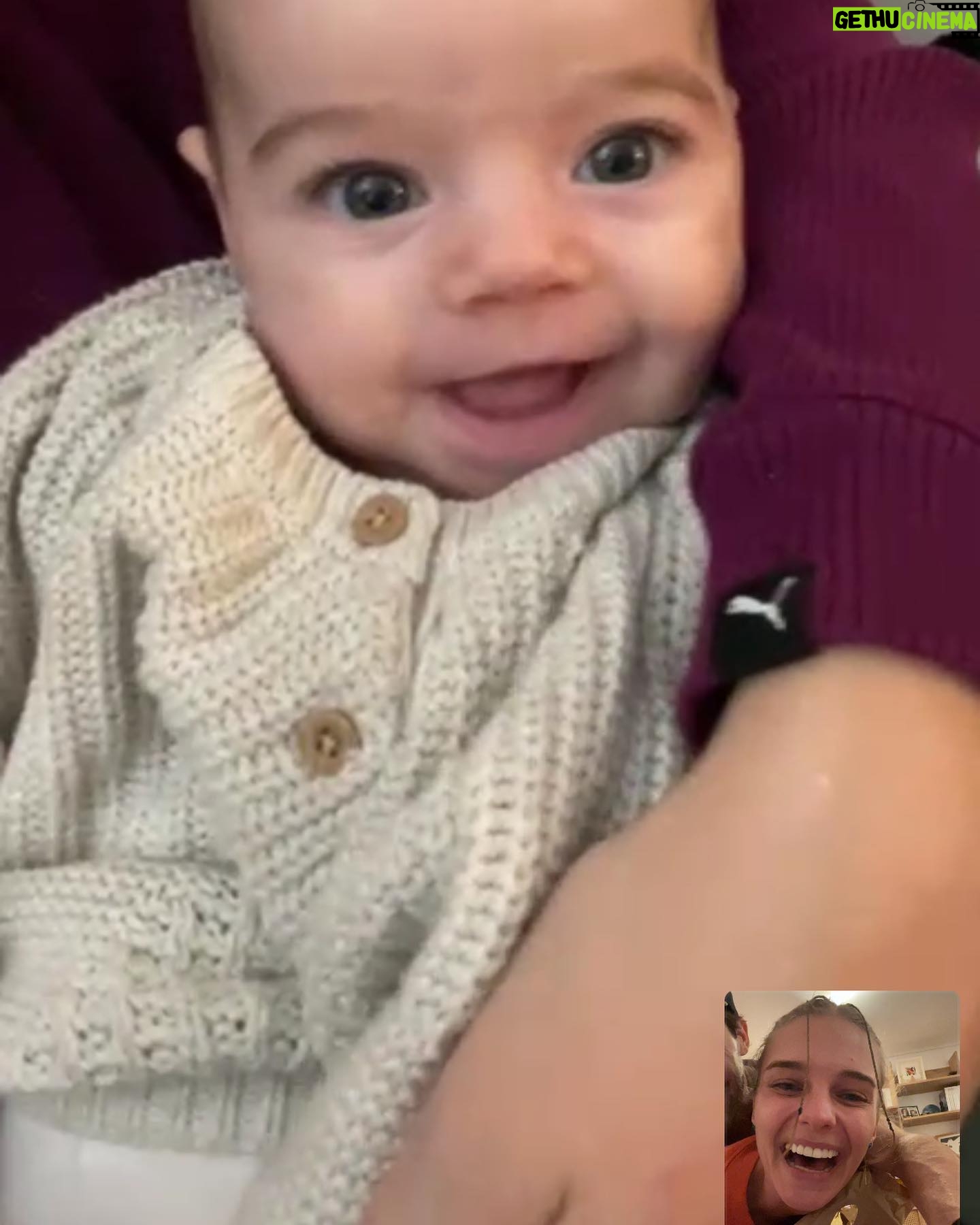 Josefina Montané Instagram - Espejitos y conversaciones con la Juana 💕