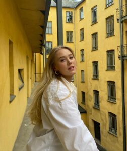 Josefine Frida Pettersen Instagram - Sunny side up