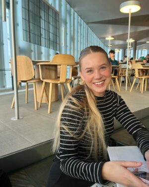 Josefine Frida Pettersen Instagram - first week of January was so bright✨