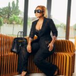 Joselyn Dumas Instagram – Manifesting a good year and beyond 🖤🖤 #steadyinmylane