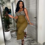 Joselyn Dumas Instagram – It’s my prayer that we all find the right circle of friends and the right partner…❤️🙏🏽 Happy New week!