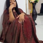 Joselyn Dumas Instagram - Aisha is going through it … #Characterisation #Actor 😏#LekkiWivesTheReunion is coming 🎥 🎬