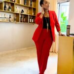 Joselyn Dumas Instagram – …Trust Mrs.Morgan to make a bloody statement 

Catch Madam weekdays at 8pm on @akwaabamagic Ch 150 on DSTV 
Purse by : @selinabeb 
Make up: @denni_makeover