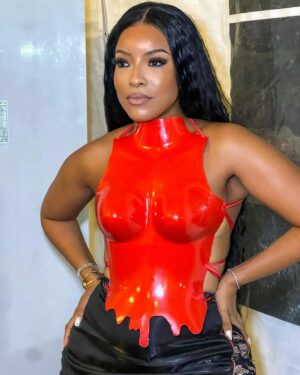 Joselyn Dumas Instagram - Happy Valentine’s Day lovies ❤️❤️🫶🏽

Styled by @kelvincentgh x
Thank you @ericamoorebrand x @oh_my_hairr x @naphsie_mua x