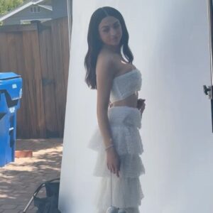 Josie Totah Instagram - Exactly 6 years ago I was in literally two scenes of a film starring my IDOL MOLLY SHANNON and last night I was somehow nominated in the same category as her😩 Thank you @criticschoice for such a fun night ♥️ 

Hair: @rickymotahair 
Mua: @artistrybystephen_ 
Styling: @itsamandalim 
📸: @michaelstewartofficial 
@toni_maticevski 
@diorbeauty