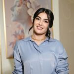 Jouman Kathem Instagram - لا تضع حدود لخيالاتك ، أحلم ثم أحلم ثم أحلم .. ، فلا بد يوماً أن تمطر سماوات الأحلام غيثاً وفيرا🍃☁️ @jouman.boutique ⚜️ . . . #جمان #جمان_كاظم #joumankathem #joumankathemofficial #احلم #dream