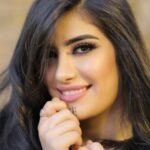 Jouman Kathem Instagram - بـ غزل بغدادي ‏عراقي آني ولگيت بعشرتك بغداد ‏هم شايف عراقي يعوف بغداده♥️🕊️🌿 . سمعونا الغزل البغدادي 😍 ‏‎. . . ‏‎#جمان_كاظم #jouman #jouman_kathem #jouman_kathem_official #جمان #بغداد #غزل_بغدادي