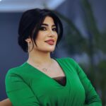 Jouman Kathem Instagram - ‎فخورة بتكريمي درع الابداع الفني مهرجان صدى المشاهير دوره الفنان الراحل فلاح ابراهيم عن دوري في مسلسل المتمرد🥹🇮🇶 🕊️شكرا لدعمكم و حبكم المستمر🤍🫶 . ‎شكرا للاستاذ مهدي صالح مدير المهرجان والقائم على التنظيم بالحفل @mehdi.hjerank @sadaa_almashahir . . الفستان من @jouman.boutique المجوهرات @masa_sam ميك اب و شعر @de_dalya . ‎#جمان_كاظم #شهد #المتمرد #مسلسل_المتمرد #ام_بي_سي_العراق #شاهد #العراق #مهرجان #مهرجان_صدى_المشاهير