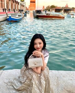Joy Instagram - #TodsVenezia ✨🌊🧡
