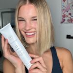 Joy Corrigan Instagram - I’ve tried every single hair product for years!! So I gave my hair the ultimate 14 day reset with @innersenseorganicbeauty using their Detox Hair Mask, Pure Harmony Hairbath and Pure Inspiration Daily Conditioner. And… Guess what?!?! after sticking to this regimen… I fell in love with the radical results. It brought my hair back to its natural, healthiest state. And the best part: You can feel good about using them too! Because they are clean and organic with no junk!!! 🙏🏻😍#14DayHairDetoxChallenge #cleanbeauty