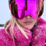 Joy Corrigan Instagram – ❄️🐰 @goldbergh 💕