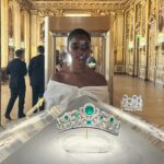 Joy Sunday Instagram - I’ve only been to the louvre on tuesdays