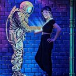 Joyce Ilg Instagram - #freethenipple 😂 Wart ihr schonmal beim 3D-Schwarzlicht-Minigolf? Gibt in Köln sogar 2 Stellen, wo man das spielen kann und man hat gleichzeitig das Gefühl, man wäre in einer Kunstausstellung. Hab ich Mama @claudia_ilg zum Geburtstag geschenkt und wir habens vorletzte Woche eingelöst. #Schwarzlicht #Minigolf #Schwarzlichtminigolf #universe