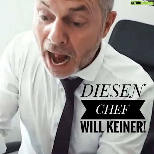 Joyce Ilg Instagram - Es gibt so viele unterschiedliche Chefs, bei diesem hier sollte man sich auf Dauer besser nen neuen Job suchen, damit die Psyche gesund bleibt ๐๐๐ย Mega gespielt @dirkkreuter ๐ & @chrishalb12 natรผrlich auch!ย #Chef #Arbeit #Job #Choleriker #Ausraster