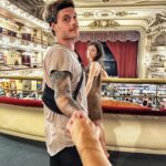 Joyce Ilg Instagram - #Polyamorie ❤️ Das ist übrigens ne Bücherei in einem alten Theater in Buenos Aires 😍 #Hogwarts