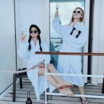 Joyce Ilg Instagram - Picnics on the balcony 🥂 Just 2 girls celebrating life… it‘s a fine line between Saturday night and Sunday morning! @nele_schepe #Traumschiff #Karibik #Wellnessparty