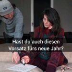 Joyce Ilg Instagram - Krasse Vorsätze fürs neue Jahr... 😂 Wer kennts, dass man einfach wieder die gleichen nimmt wie im Jahr davor, weil man sie nicht umgesetzt hat? #Vorsätze #Neujahr #neuesJahr #2023 #Silvester #werkennts
