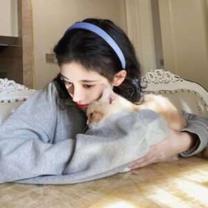 Ju Jingyi Instagram - 🐱