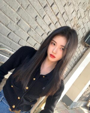 Ju Jingyi Instagram - hu~