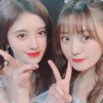 Ju Jingyi Instagram - ❄️👭👭👯‍♀️💃🏻🤟🏻
